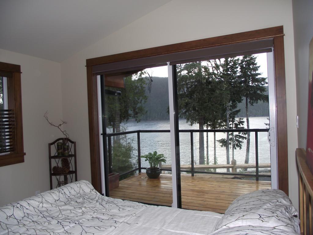 Wild Coast Chalets Port Renfrew Zewnętrze zdjęcie